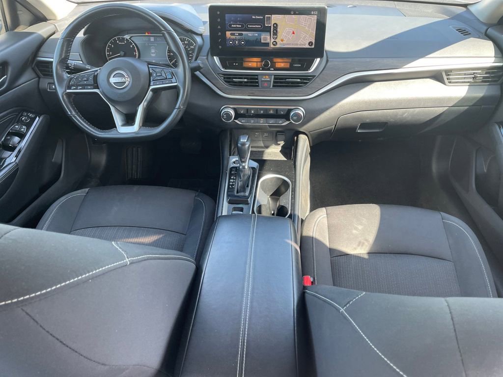 Used 2023 Nissan Altima 2.5 SV w/ SV Premium Package image 31