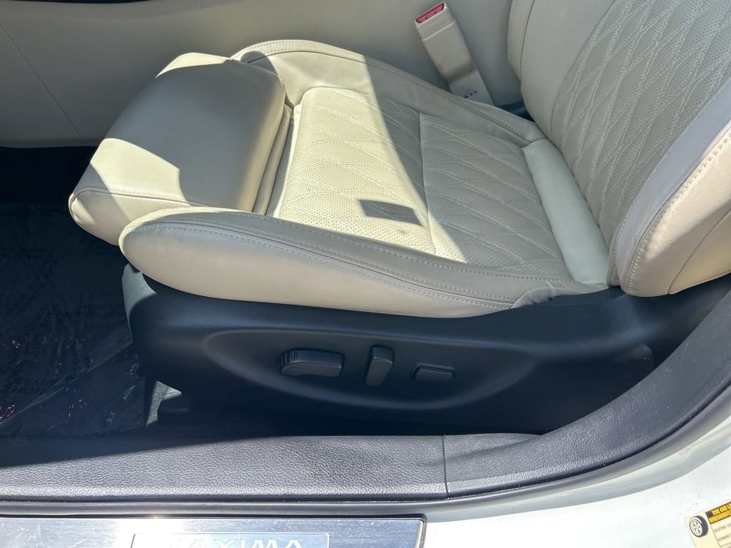 Certified 2023 Nissan Maxima Platinum w/ Sport Mat Group FWD image 18
