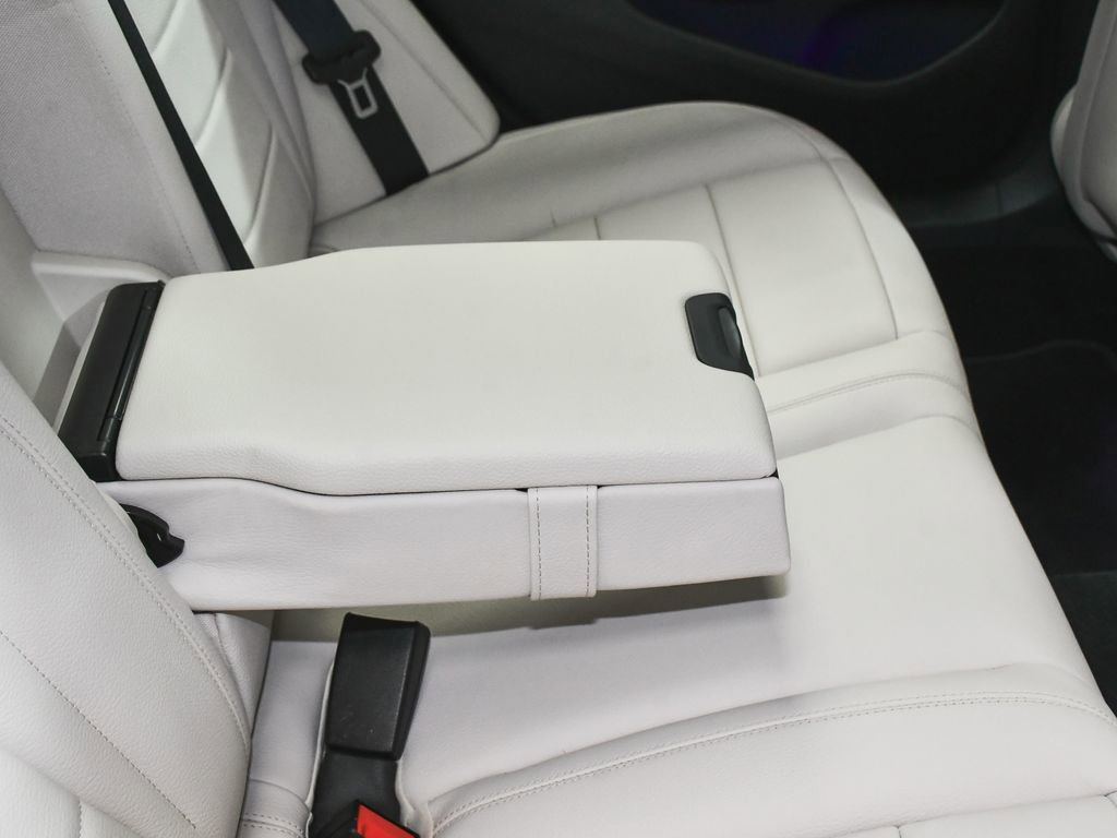 Used 2022 Mercedes-Benz E 450 4MATIC All-Terrain Wagon image 13