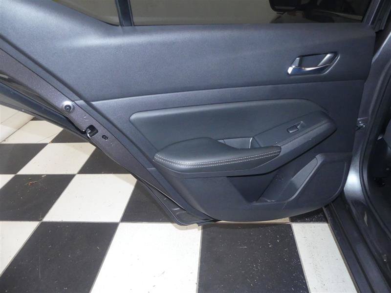 Used 2020 Nissan Altima 2.5 S FWD image 22