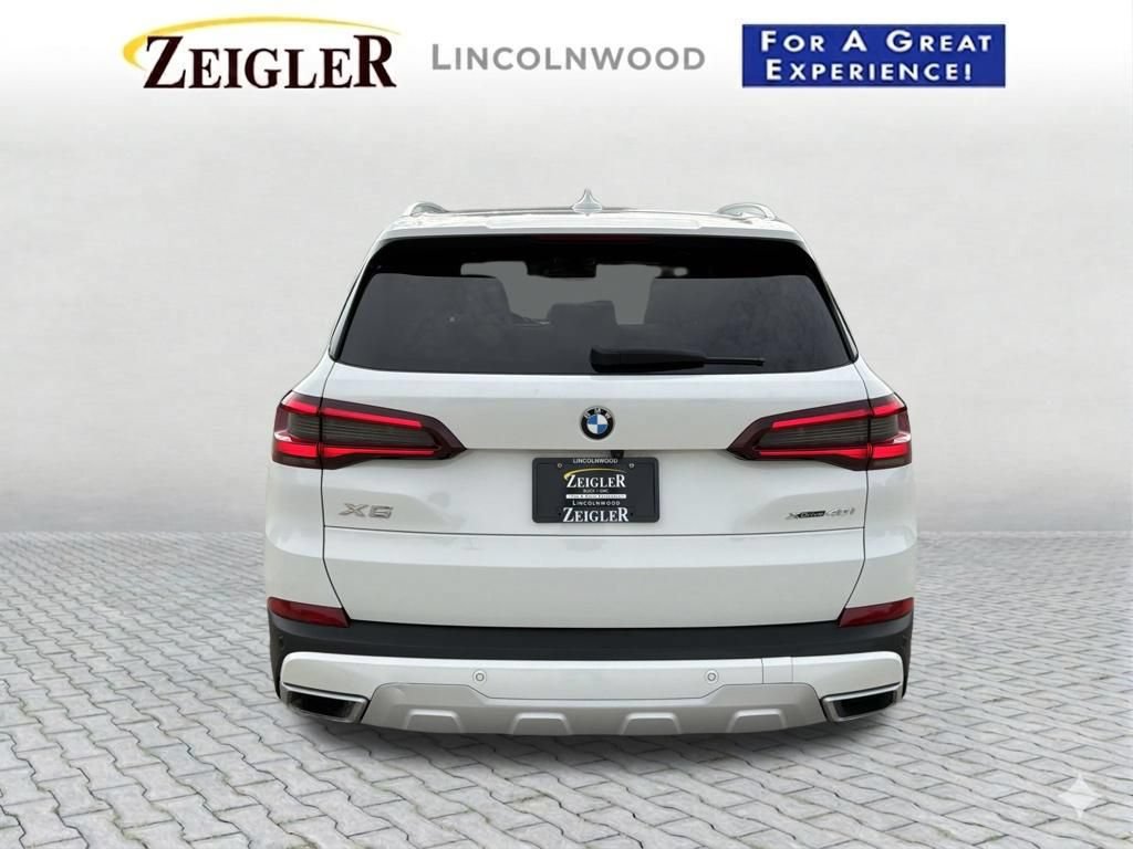 Used 2021 BMW X5 xDrive40i w/ Parking Assistance Package AWD/4WD image 5