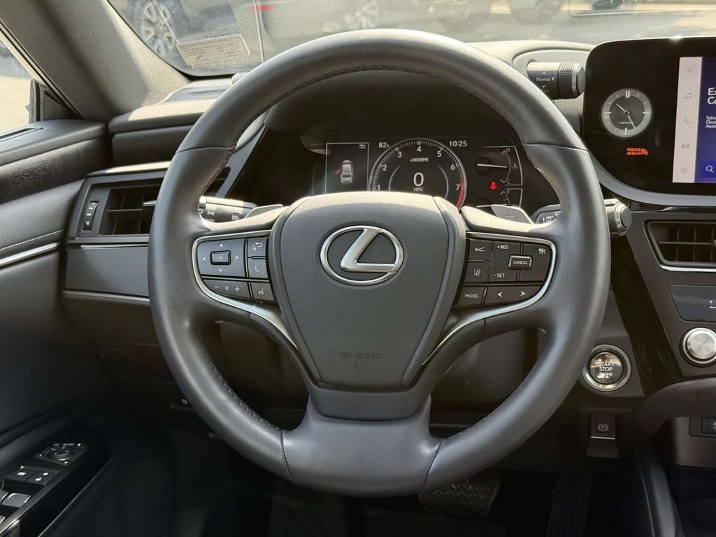 Used 2024 Lexus ES 250 w/ Premium Package AWD/4WD image 9