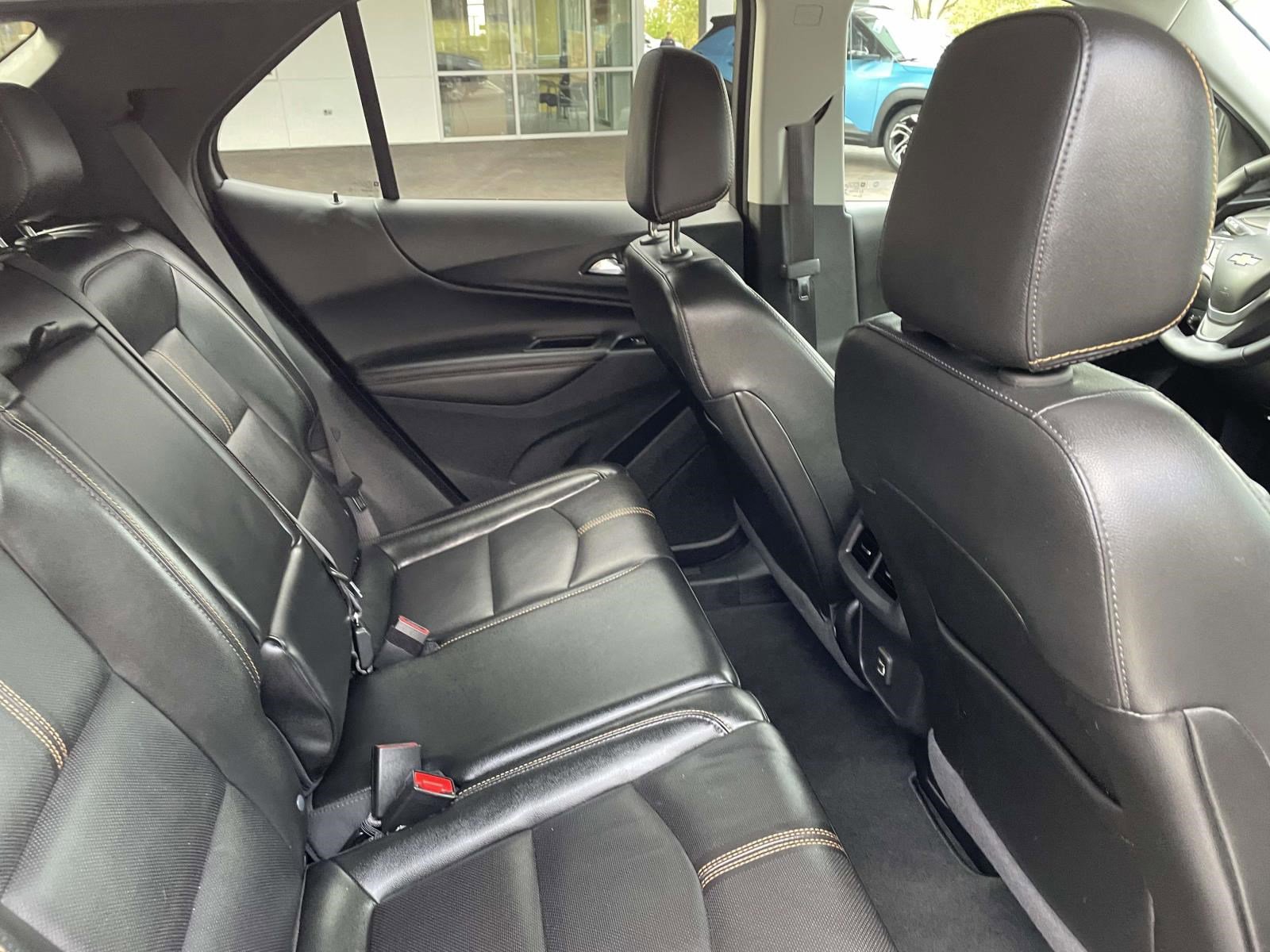 Used 2023 Chevrolet Equinox Premier image 12