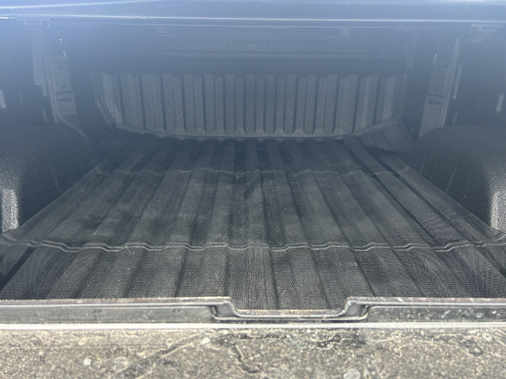 Used 2026 Chevrolet Silverado 1500 Custom RWD image 15