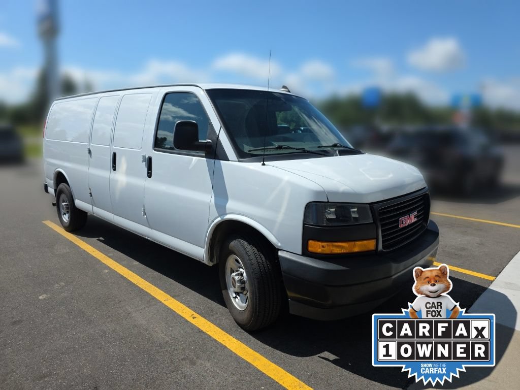 Used 2022 GMC Savana 2500 Extended w/ Driver Convenience Package RWD video 3