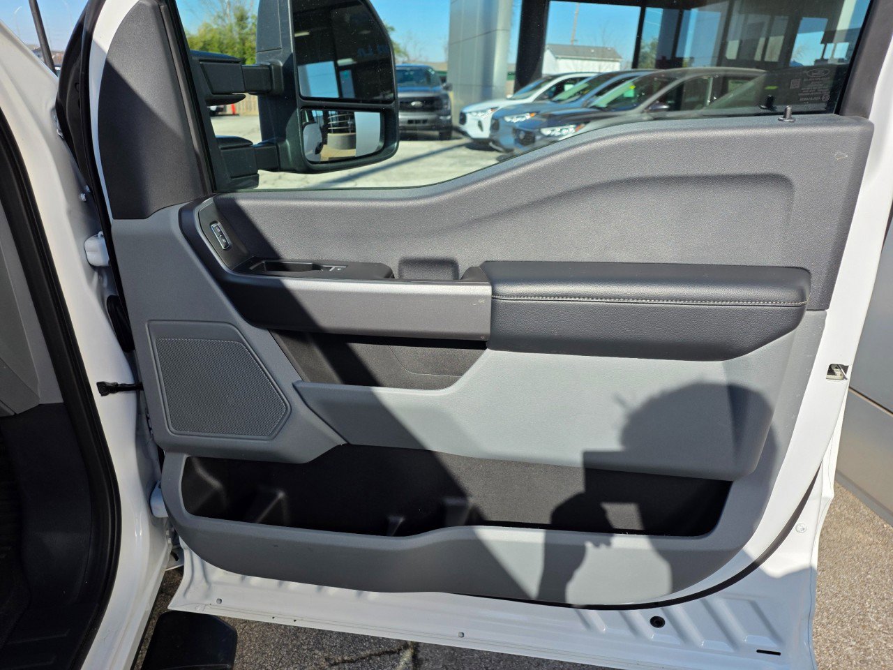 Used 2025 Ford F350 XLT AWD/4WD image 16
