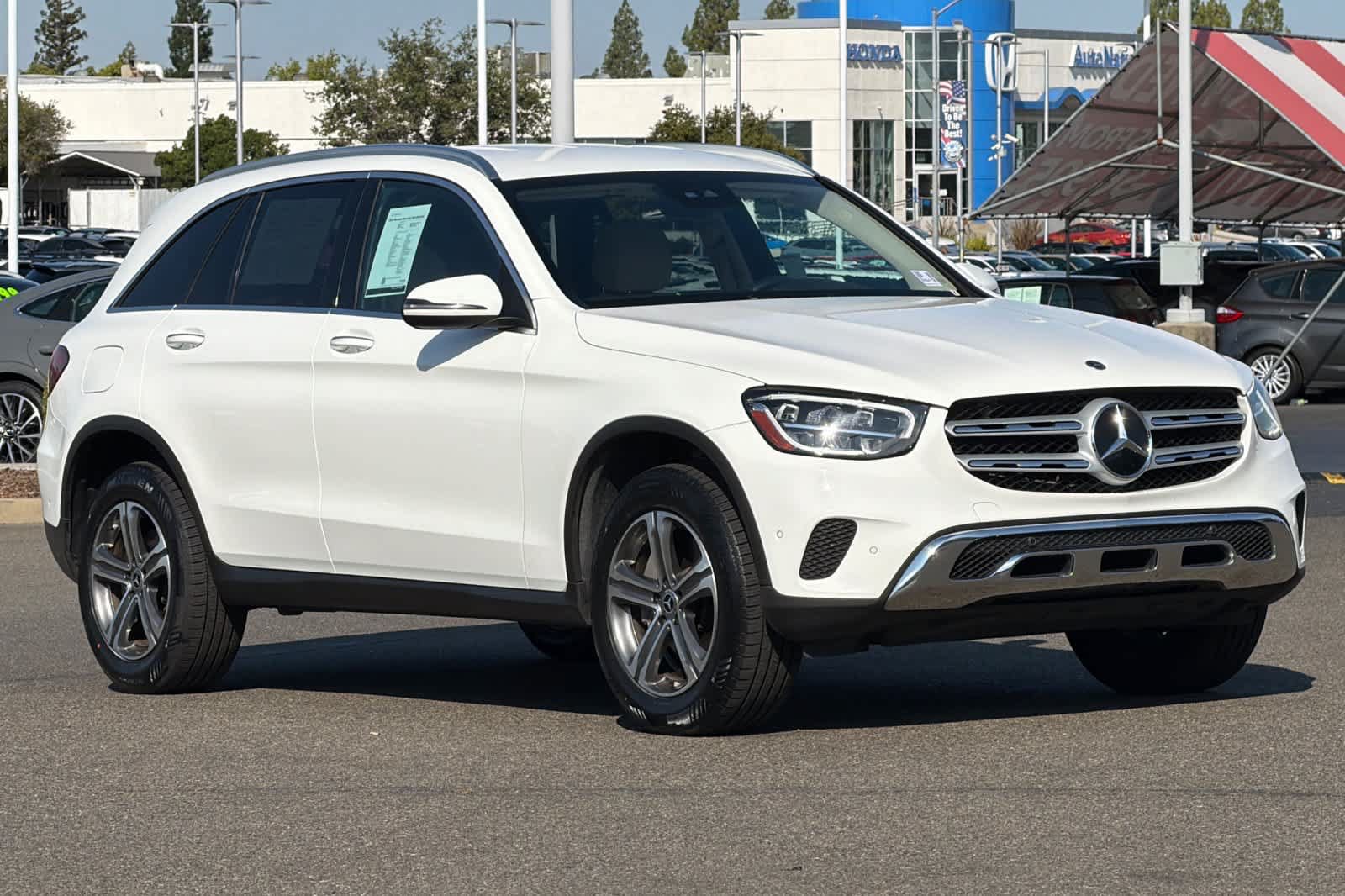 Used 2022 Mercedes-Benz GLC 300 4MATIC image 5