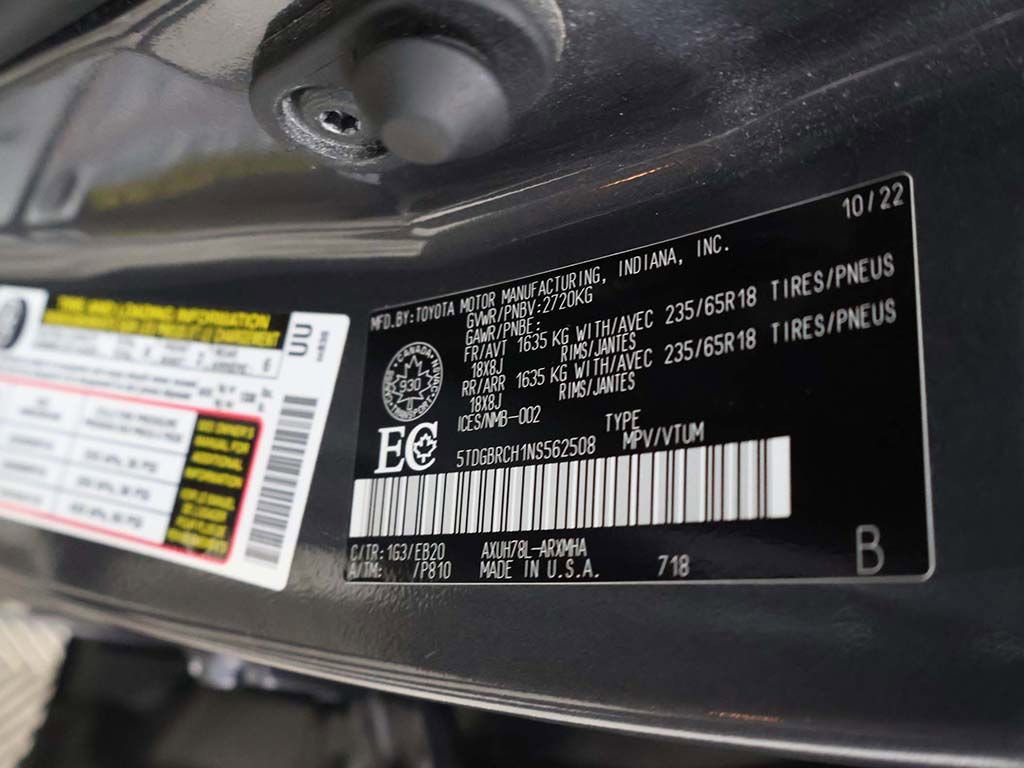 Used 2022 Toyota Highlander XLE image 50