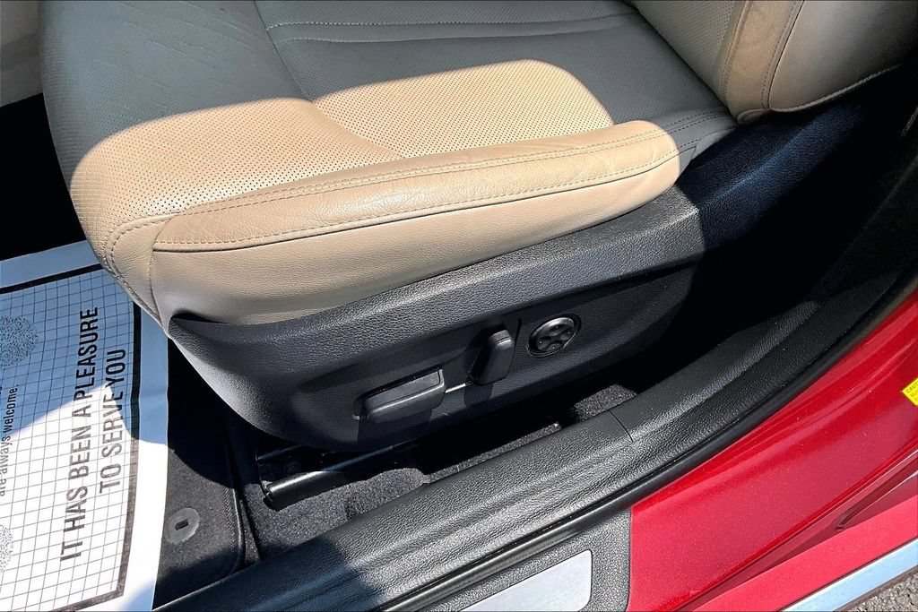 Used 2017 Hyundai Sonata Limited w/ Ultimate Package 02 FWD image 38