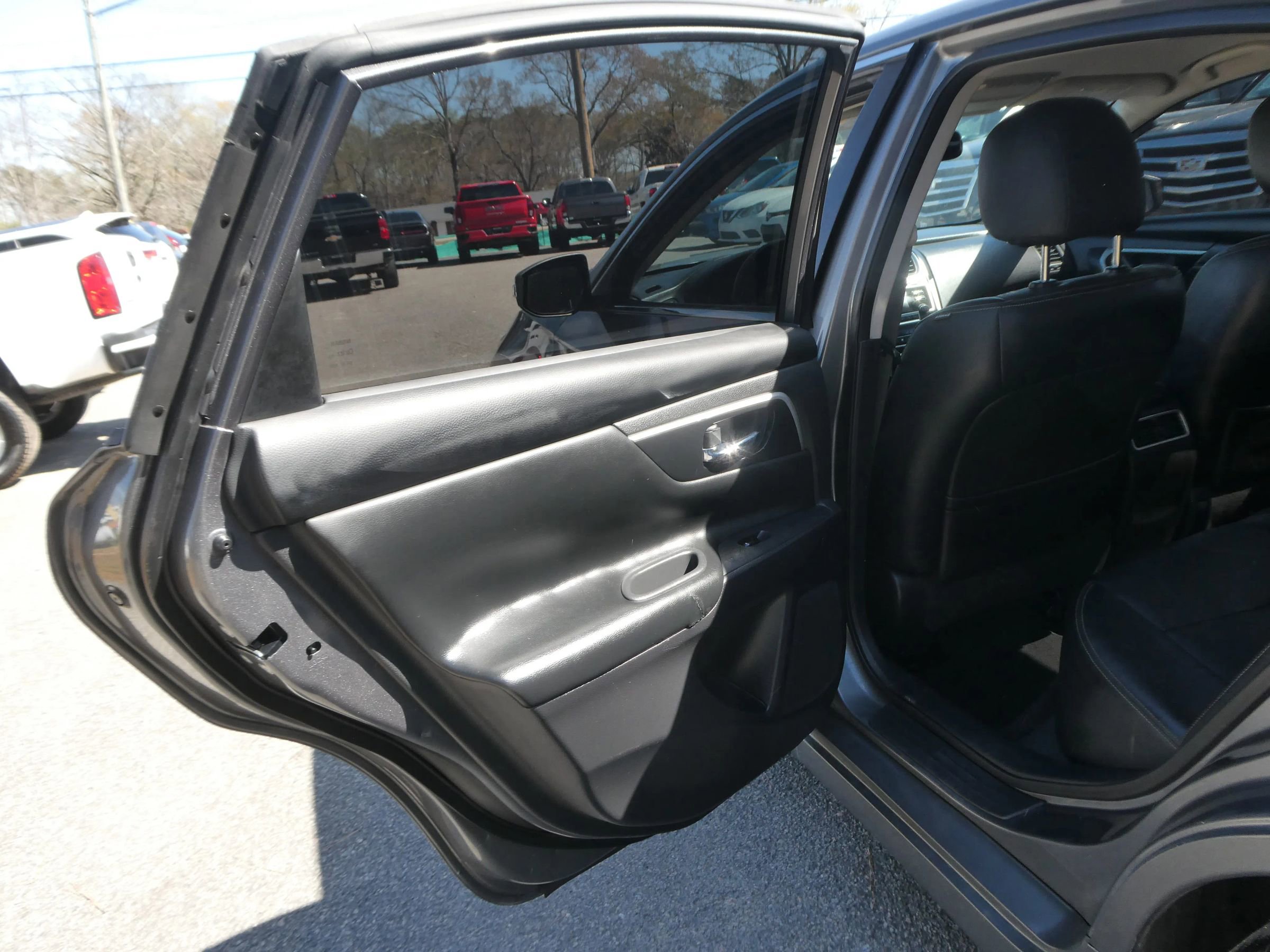 Used 2016 Nissan Altima 2.5 SL FWD image 27