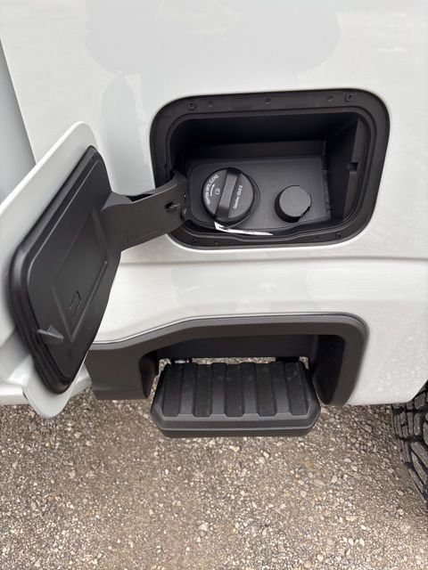 New 2026 Ford F250 Lariat w/ Tremor Off-Road Package image 12