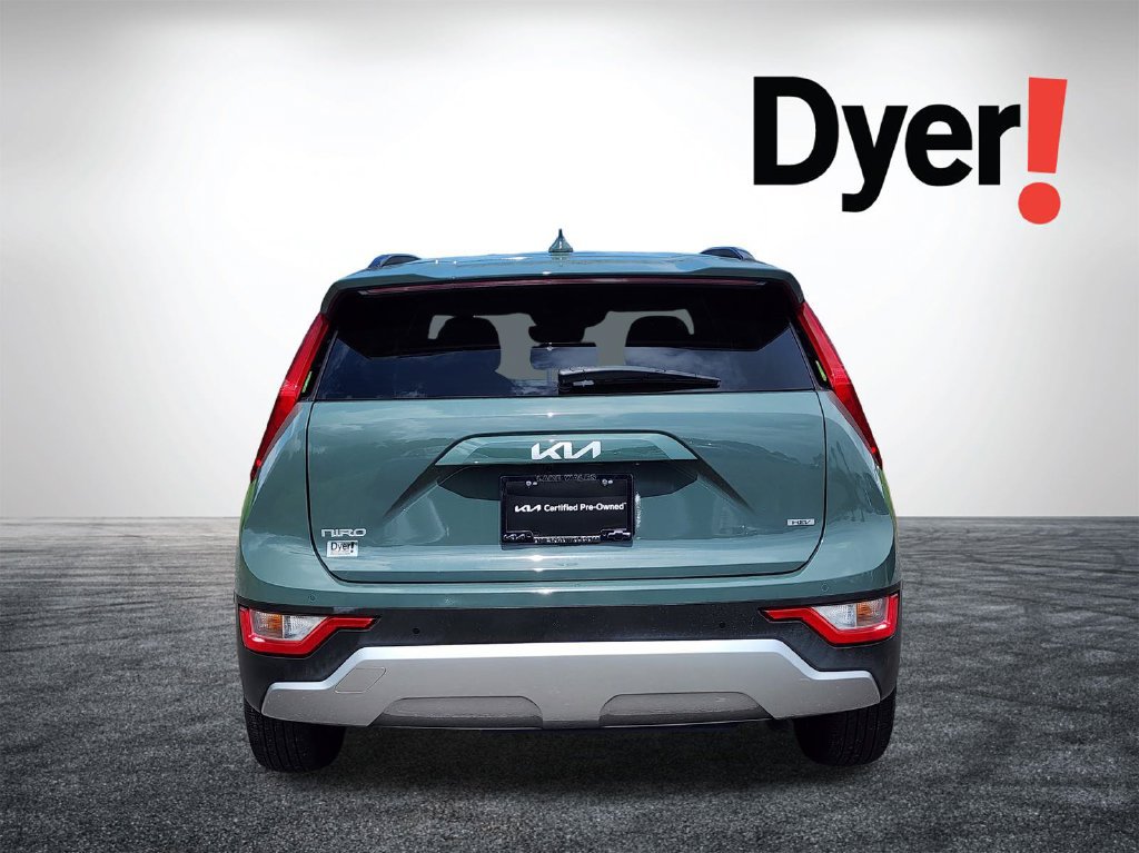 Certified 2023 Kia Niro EX FWD image 5