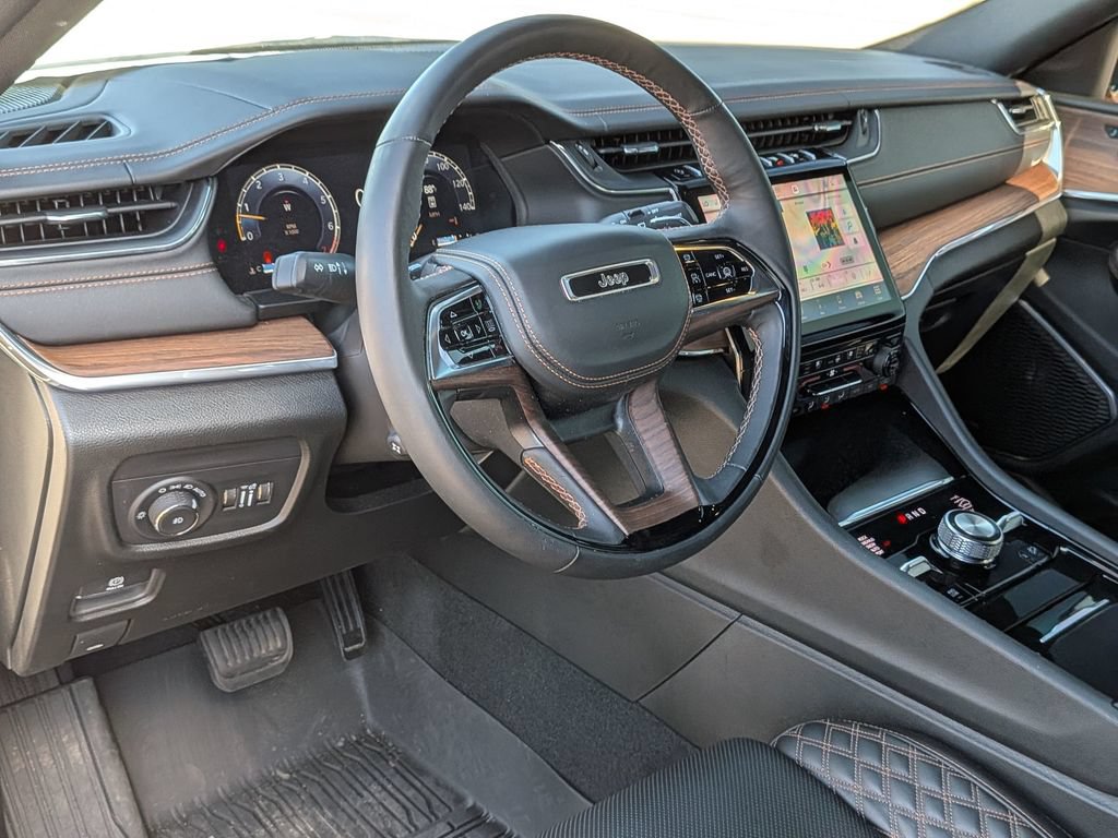 Used 2024 Jeep Grand Cherokee Summit w/ High Altitude Package AWD/4WD image 36
