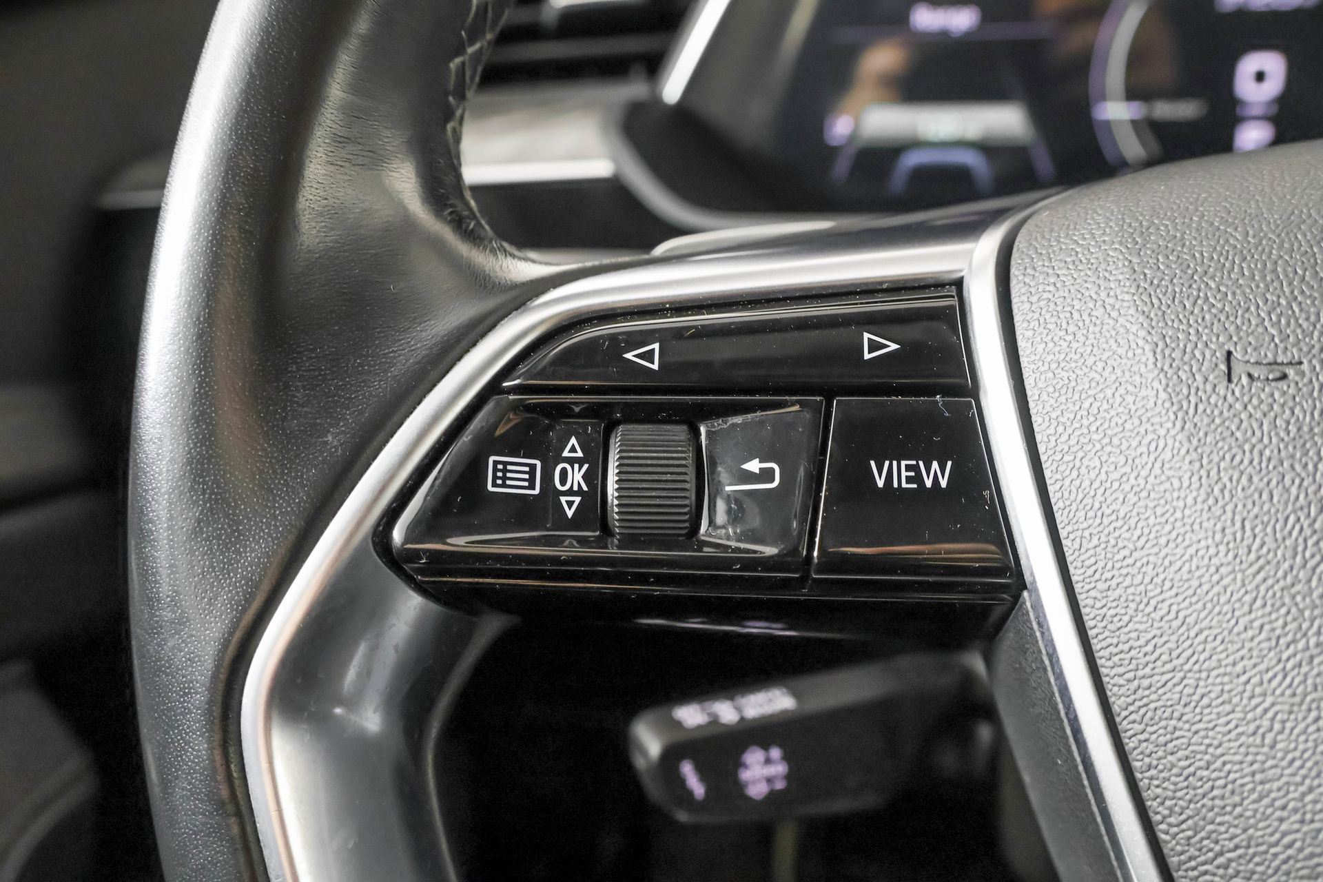 Used 2021 Audi e-tron Premium AWD/4WD image 29