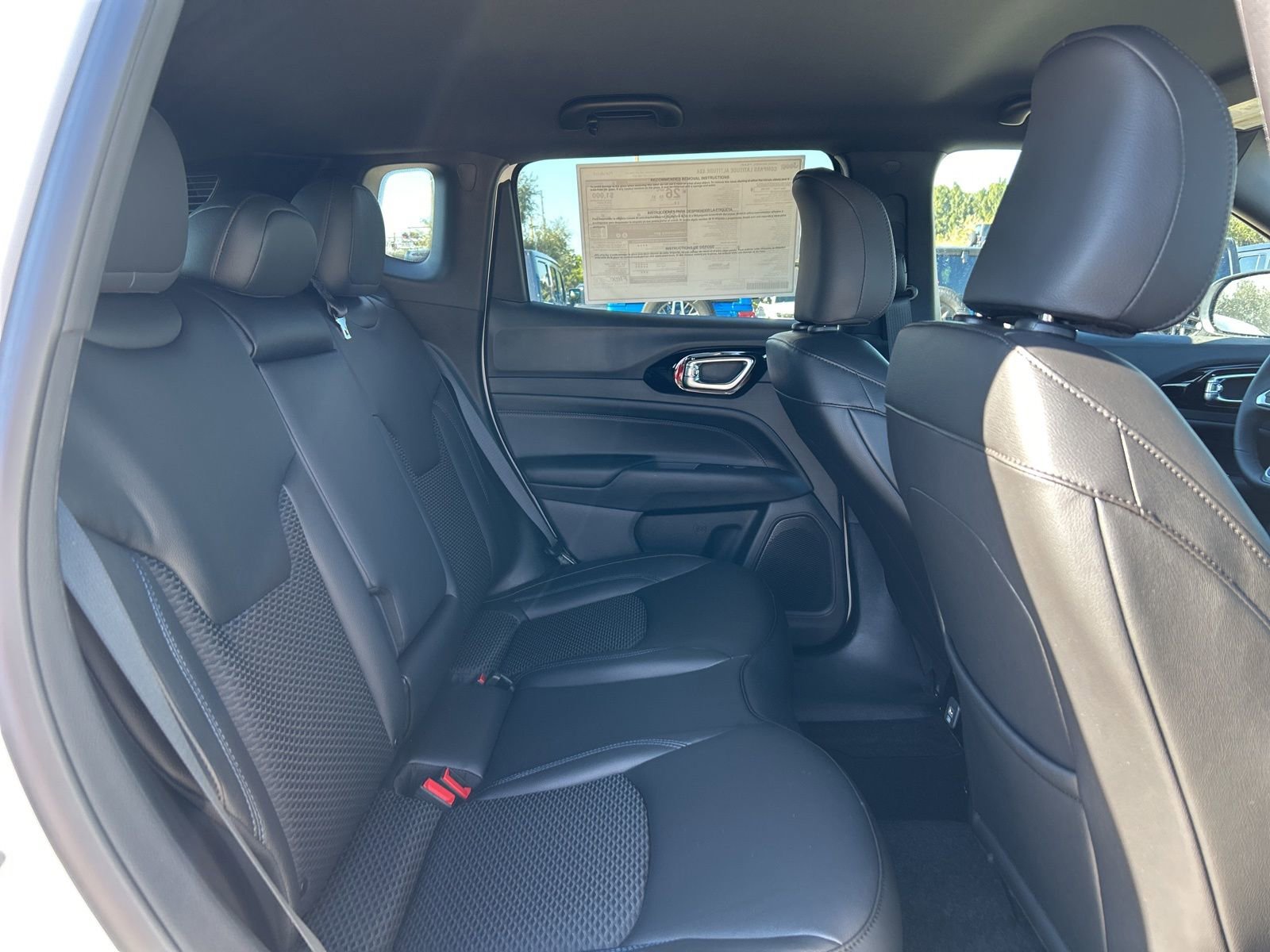 New 2026 Jeep Compass Latitude image 25