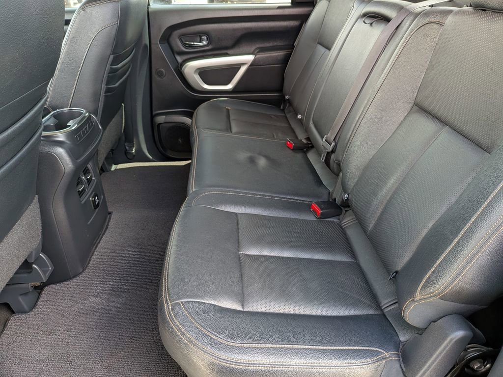 Used 2018 Nissan Titan SL w/ Chrome Package image 22