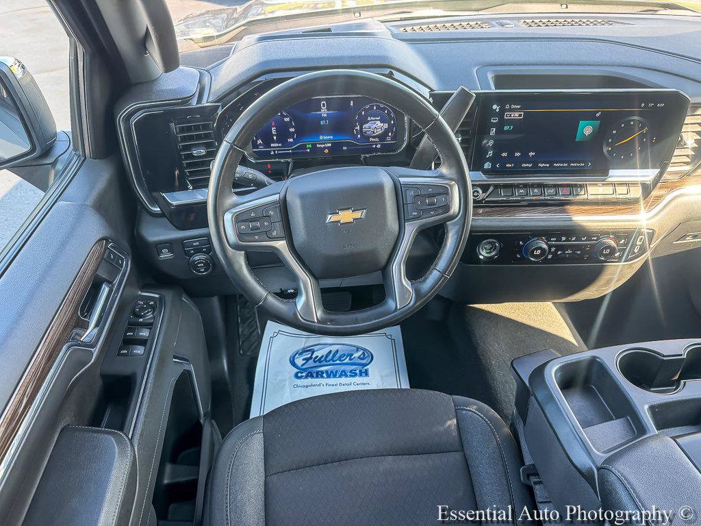 Certified 2024 Chevrolet Silverado 1500 LT AWD/4WD image 15