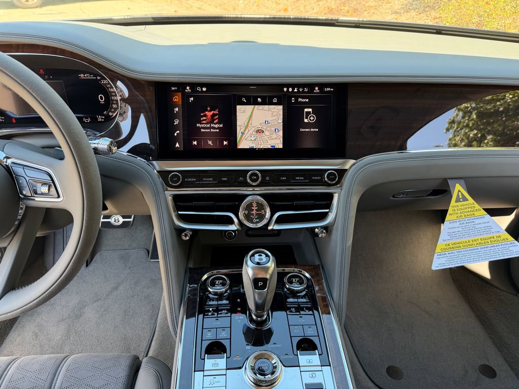New 2025 Bentley Flying Spur Plug-In Hybrid image 23