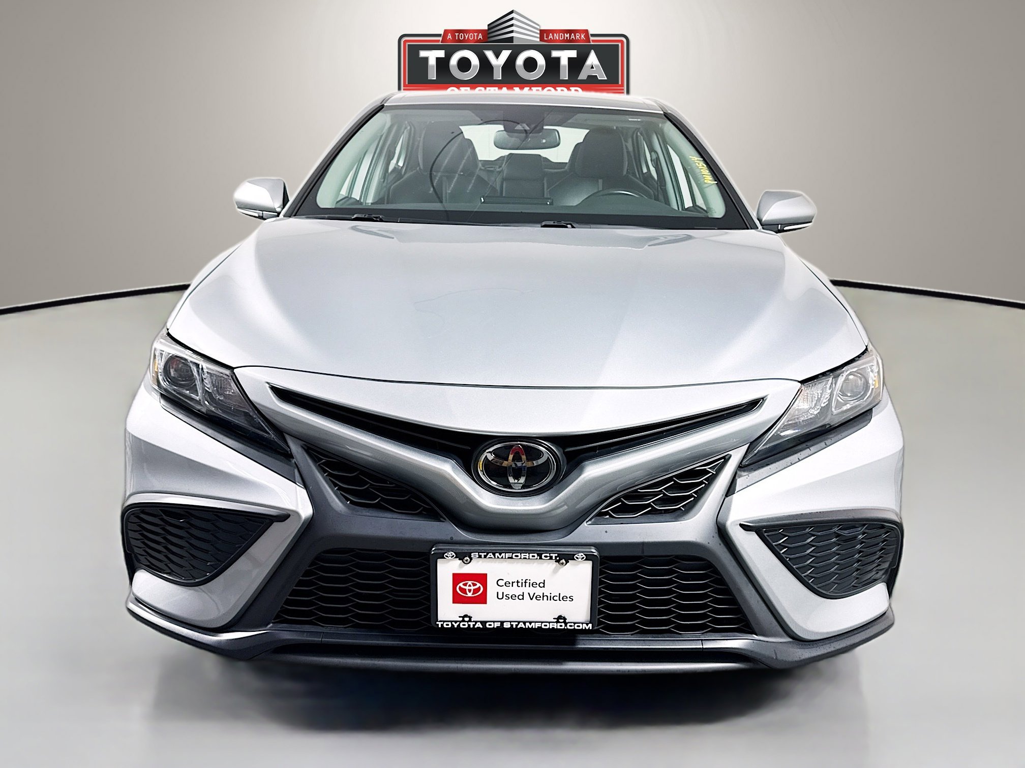 Certified 2023 Toyota Camry SE w/ Cold Weather Package AWD/4WD image 2