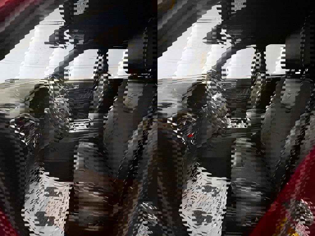 Used 2023 Ford Edge ST image 7