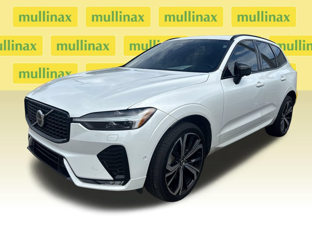 Used 2023 Volvo XC60 B6 Ultimate w/ Protection Package Premier AWD/4WD image 5