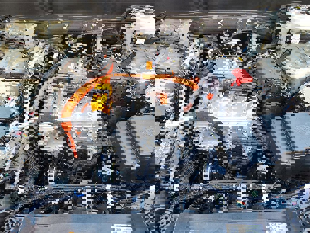 New 2026 Cadillac Vistiq Sport w/ LPO, Floor Liner Package image 23