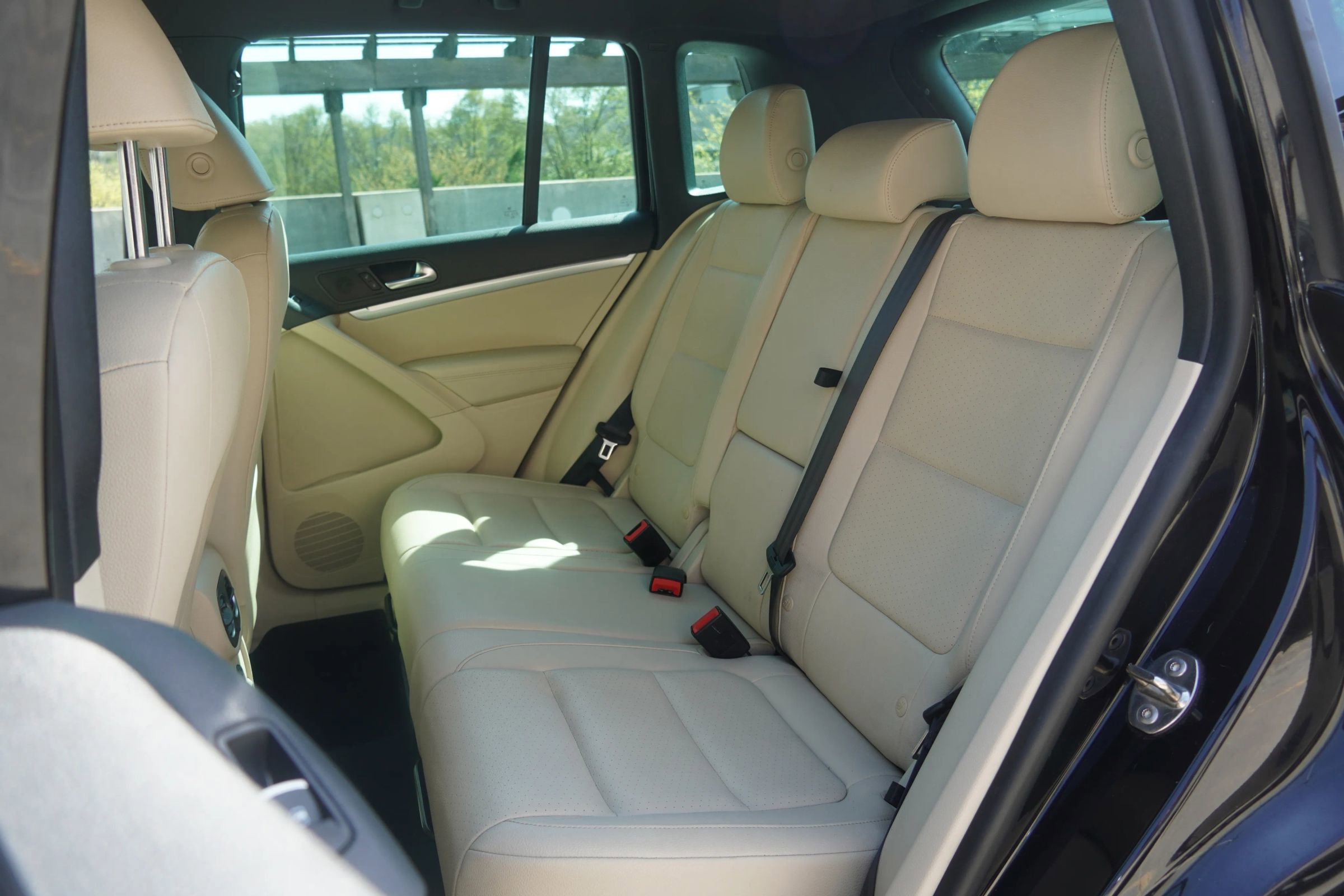 Used 2016 Volkswagen Tiguan R-Line image 29