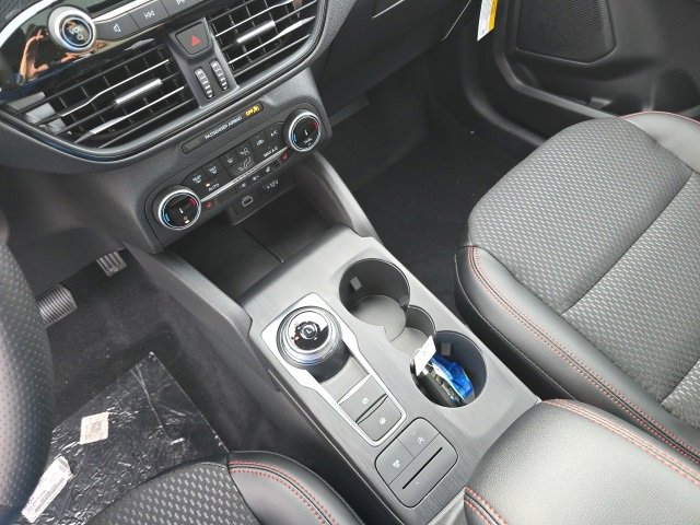 New 2026 Ford Escape ST-Line w/ Cold Weather Package image 20