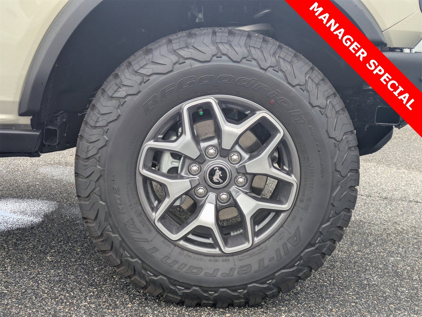 New 2025 Ford Bronco Badlands image 26