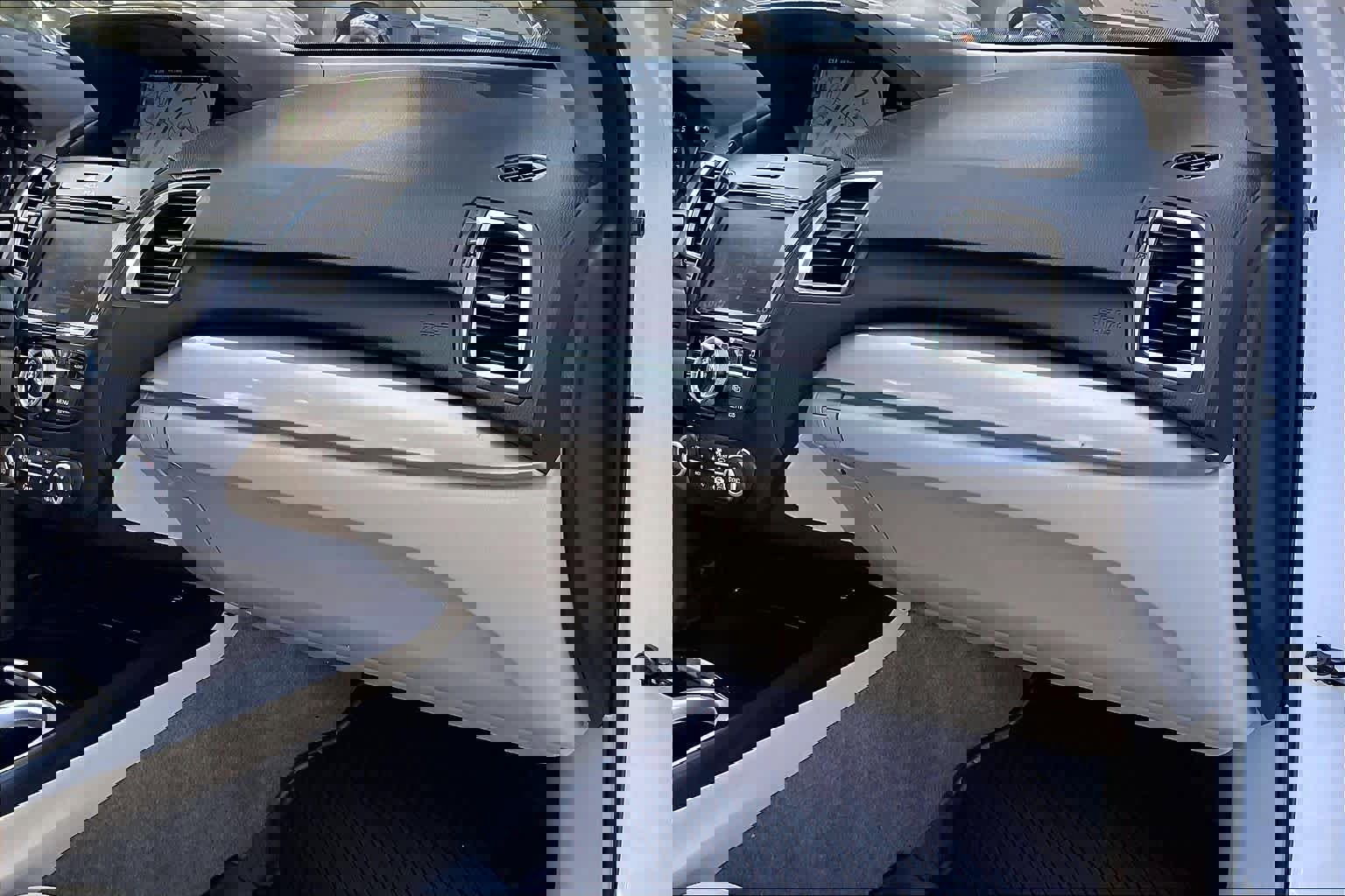 Used 2016 Acura RDX FWD w/ Advance Package image 18