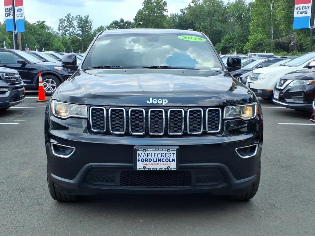 Used 2019 Jeep Grand Cherokee Laredo w/ Laredo X Package AWD/4WD image 7