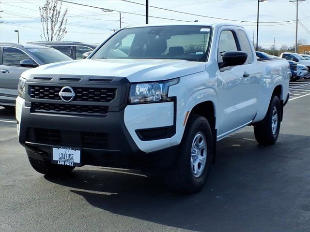 Used 2025 Nissan Frontier S image 2