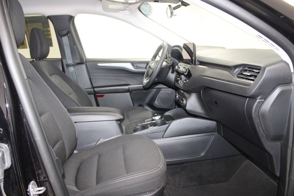 Used 2025 Ford Escape Active AWD/4WD image 22