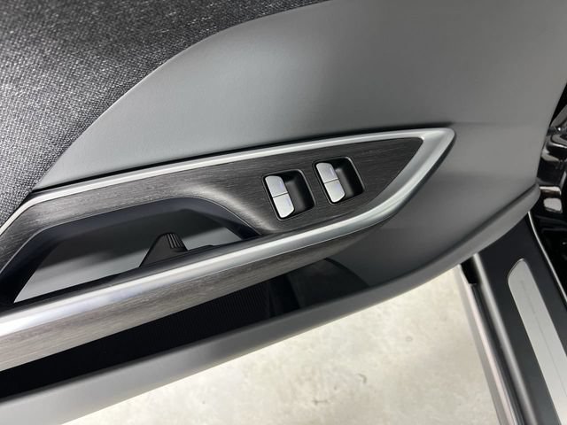 Used 2024 Lucid Air Touring AWD/4WD image 22