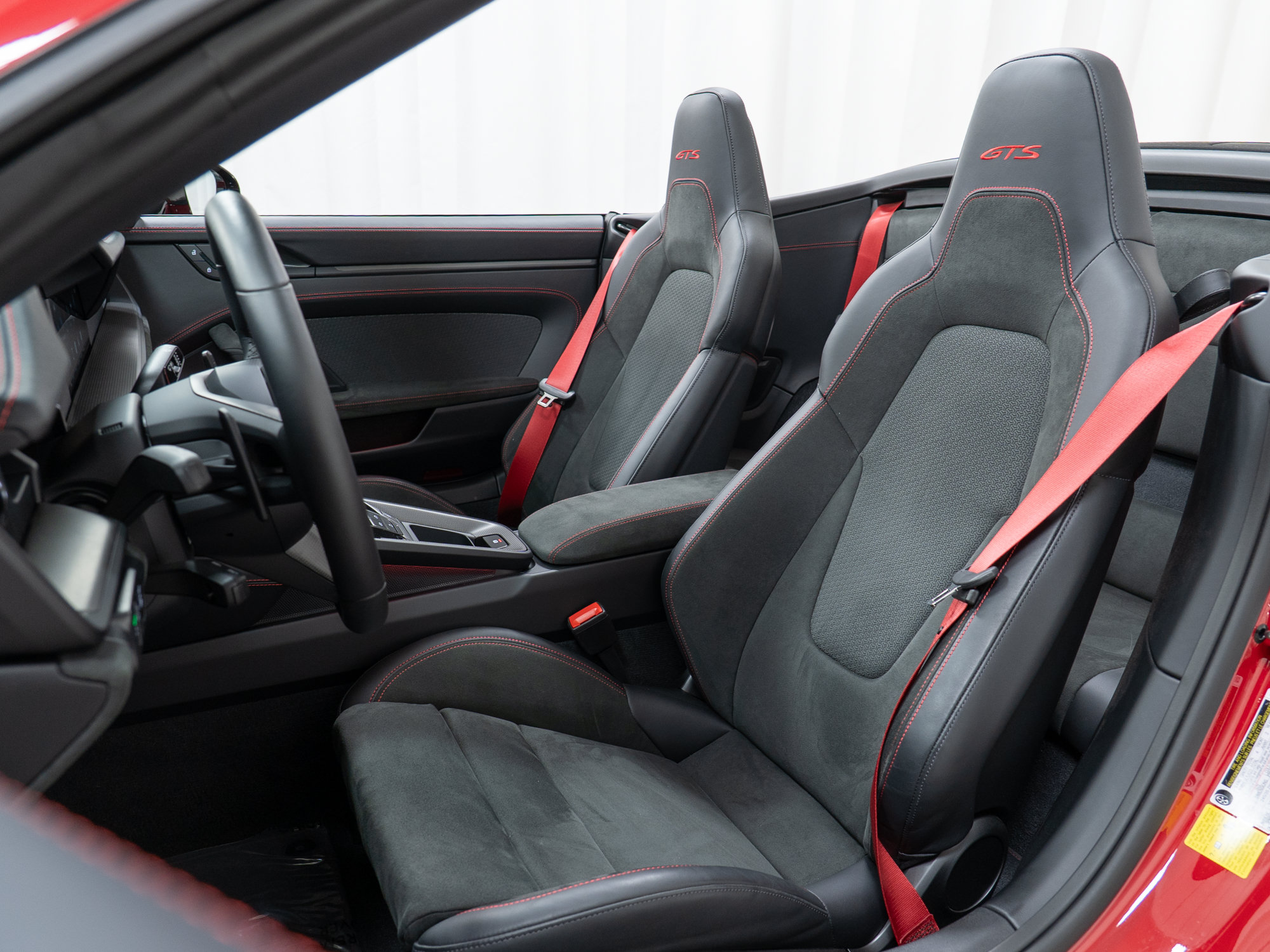 Used 2026 Porsche 911 Carrera 4 GTS AWD/4WD image 18