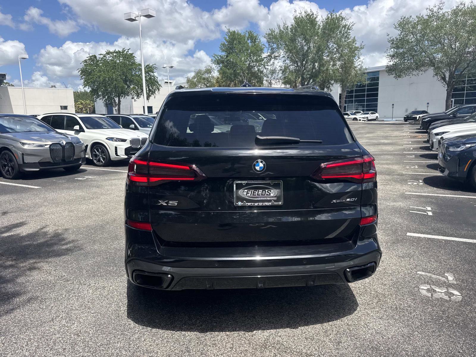 Used 2023 BMW X5 xDrive40i w/ M Sport Package image 5