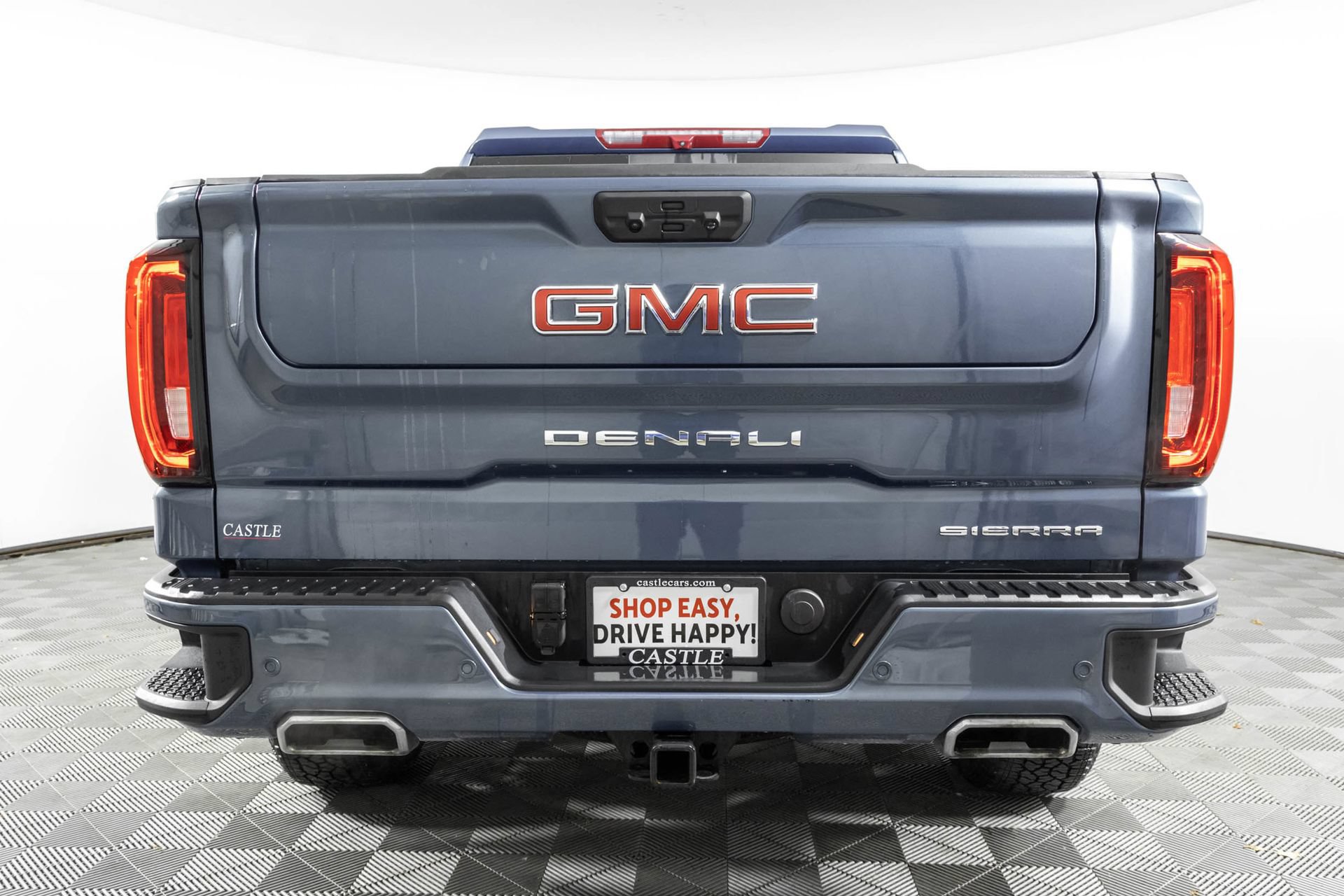 Used 2025 GMC Sierra 1500 Denali AWD/4WD image 18