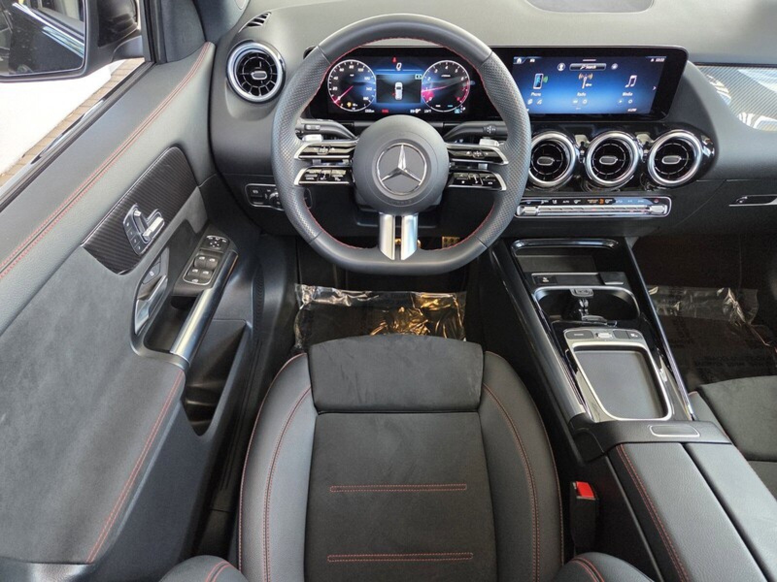 Certified 2026 Mercedes-Benz GLA 250 image 16