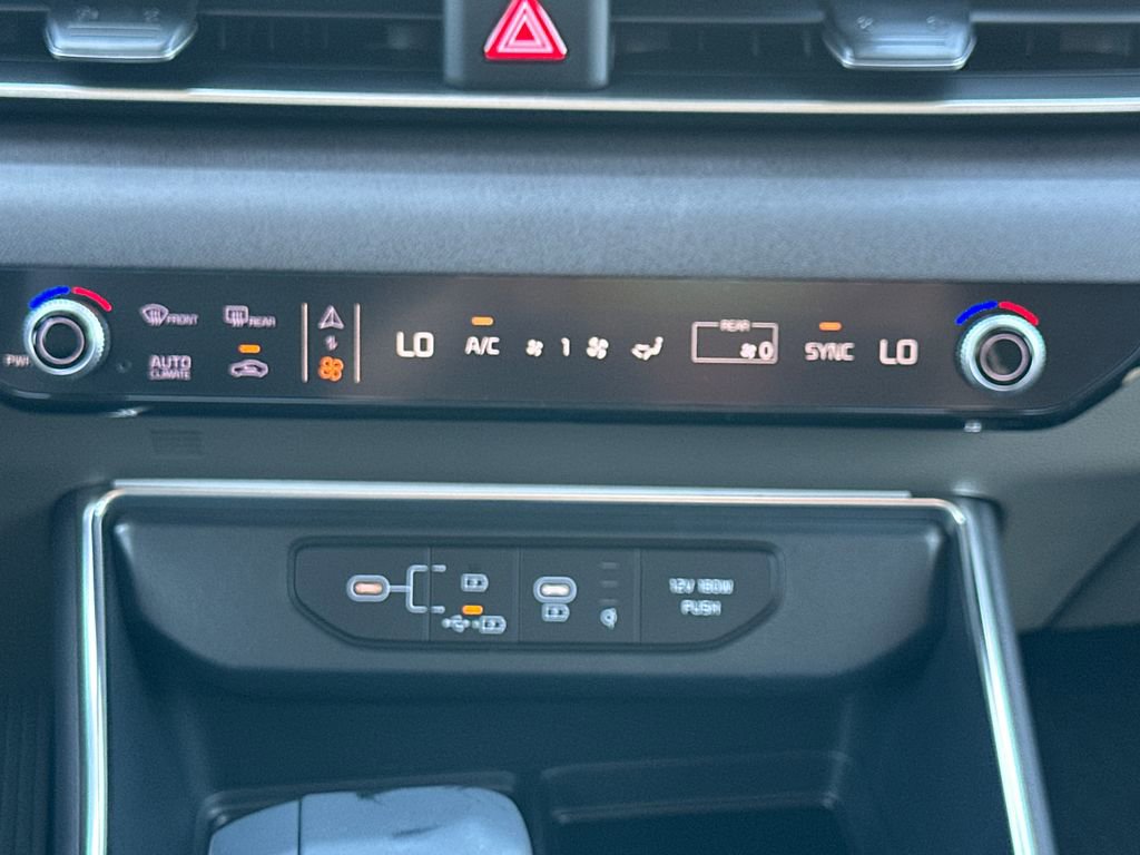 New 2026 Kia Carnival EX image 27