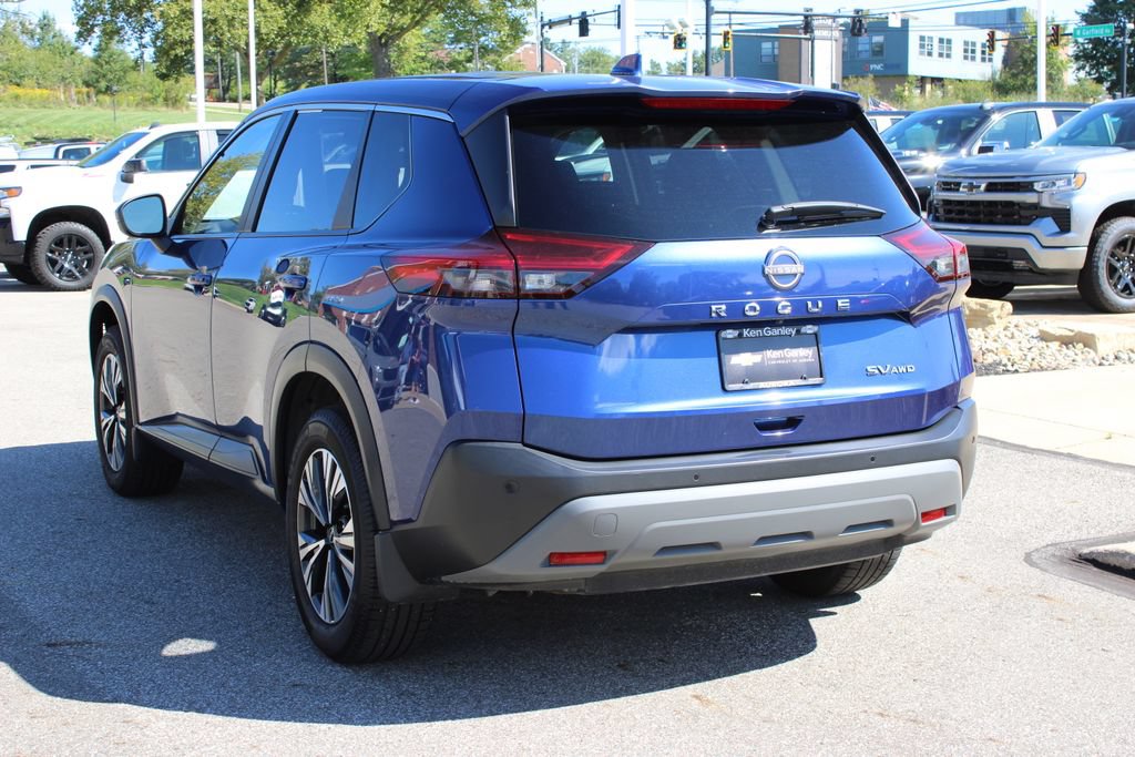 Used 2023 Nissan Rogue SV AWD/4WD image 8