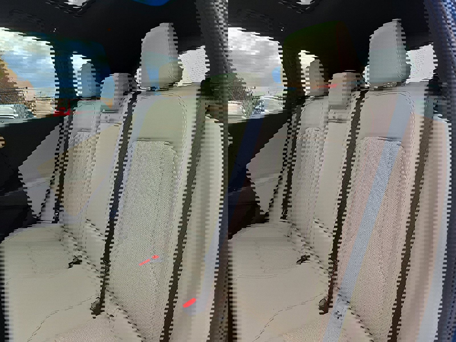 Certified 2025 BMW X3 xDrive30i w/ Convenience Package image 11