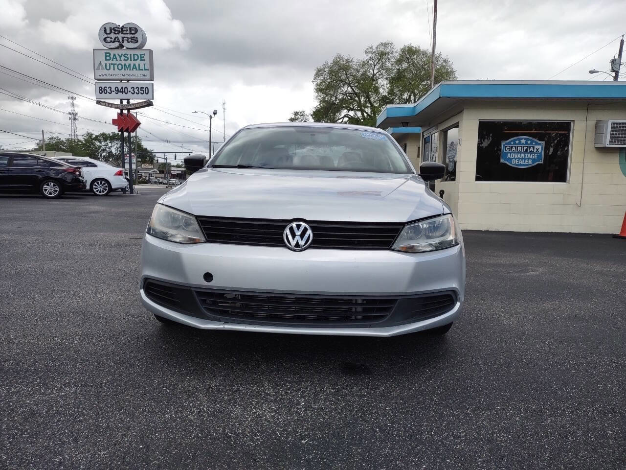 Used 2014 Volkswagen Jetta S image 2
