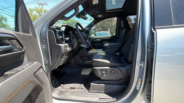 New 2026 GMC Sierra 2500 AT4 w/ Technology Package AWD/4WD image 15