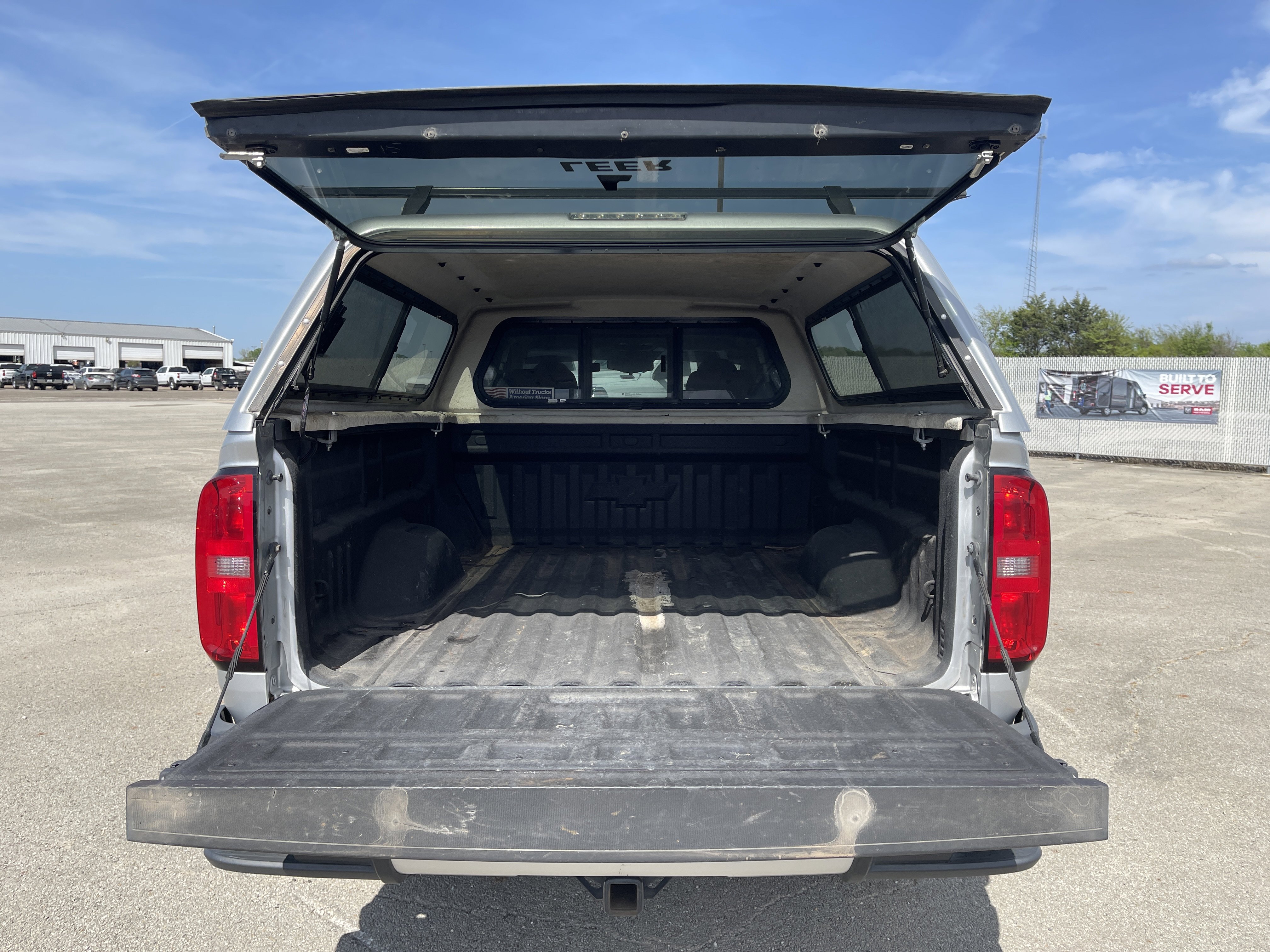 Used 2018 Chevrolet Colorado LT w/ Redline Special Edition image 14