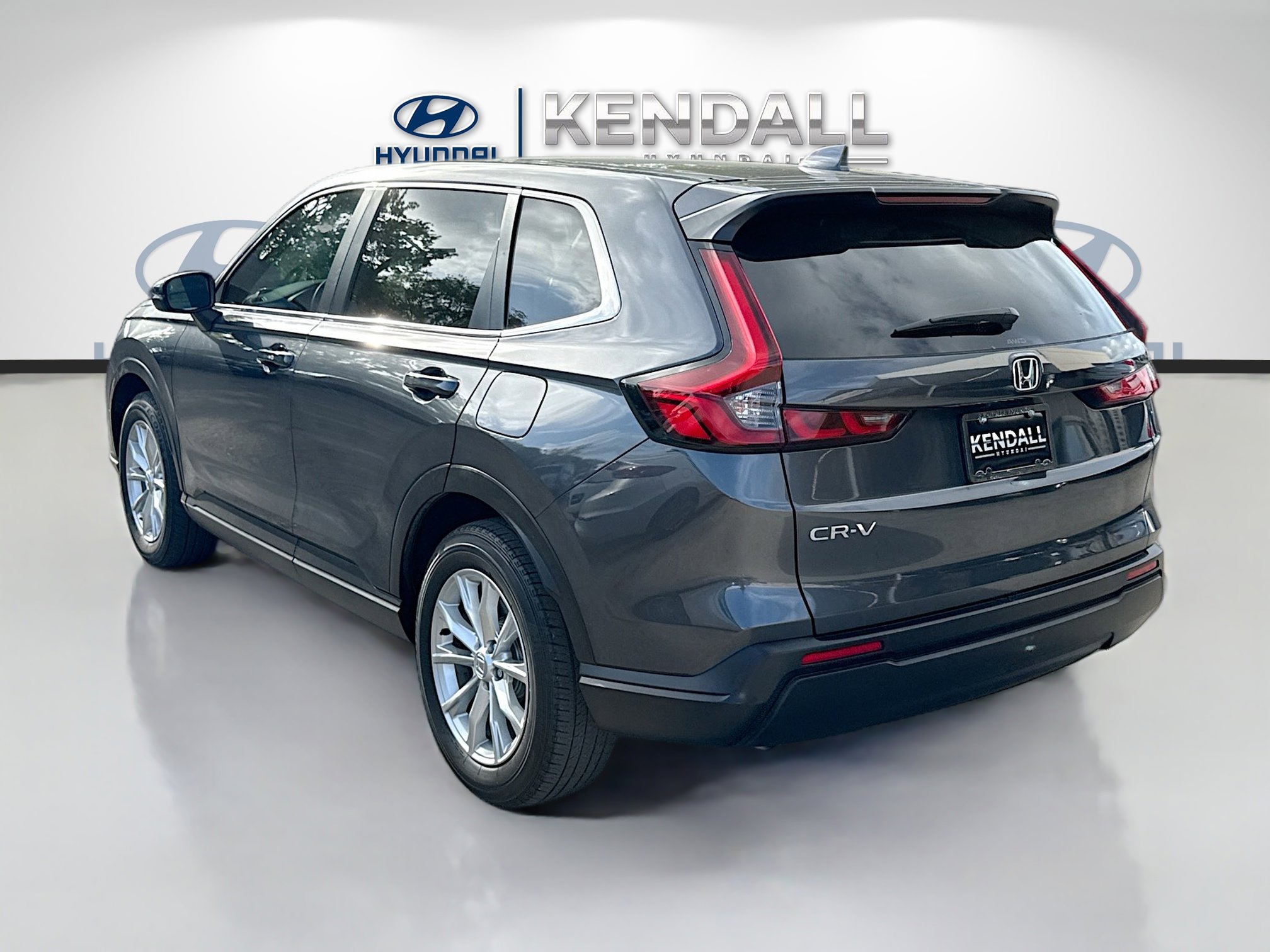 Used 2024 Honda CR-V EX image 4