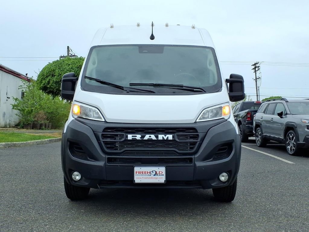 Used 2025 RAM ProMaster 2500 w/ Convenience Group FWD image 2