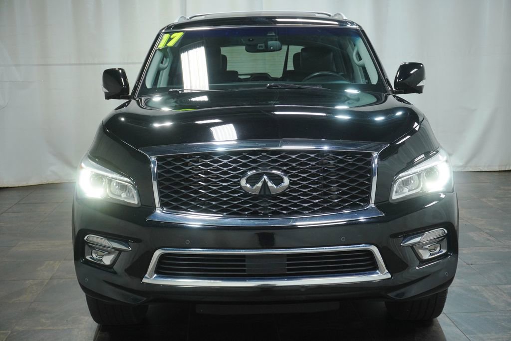 Used 2017 INFINITI QX80 4WD w/ Driver Assistance Package image 12