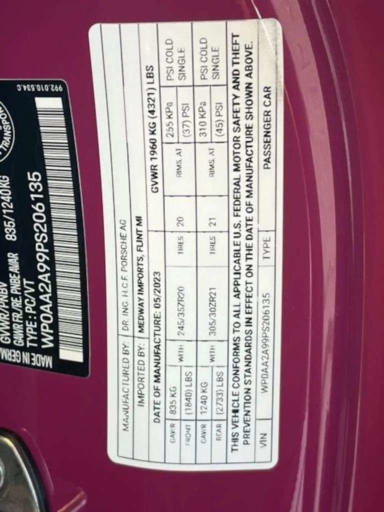 Used 2023 Porsche 911 Carrera T image 27