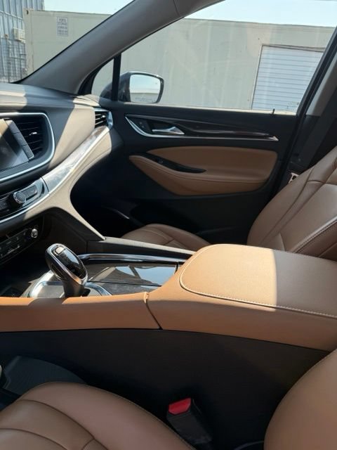Used 2018 Buick Enclave Premium AWD/4WD image 14