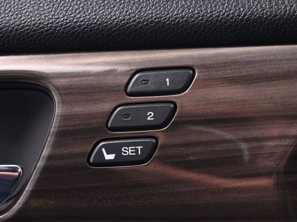 Used 2016 Honda Accord EX-L image 34